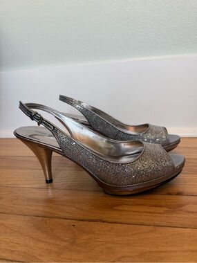 Nine West Silver Glitter Slingback Peep-Toe Heels